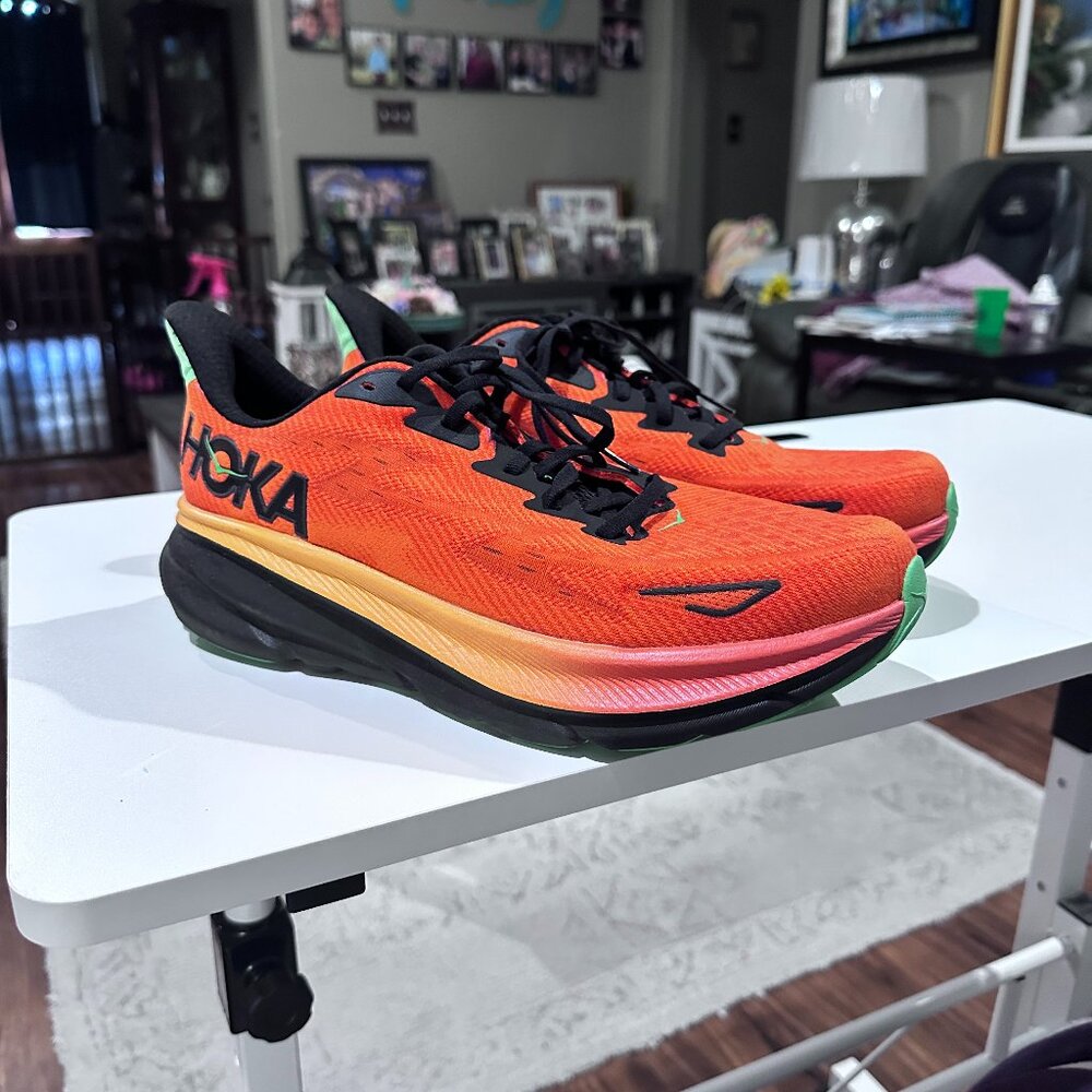 Hoka Clifton 9 Running Shoes